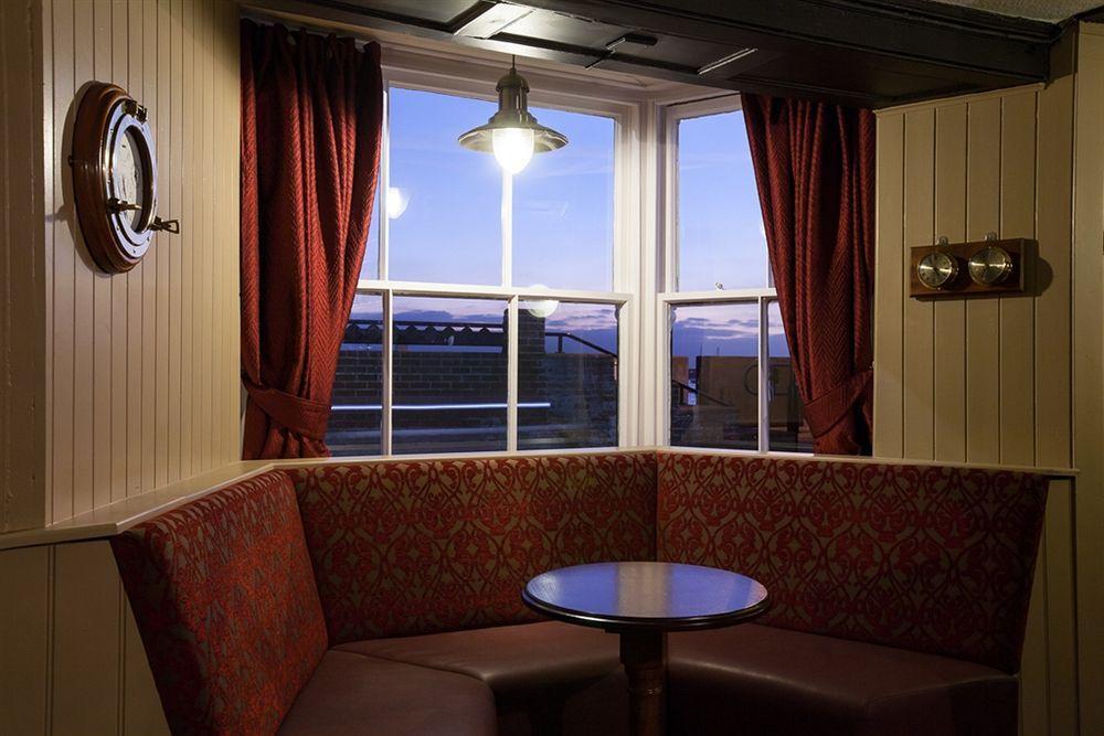 Anchor Hotel Burnham-on-Crouch Екстериор снимка